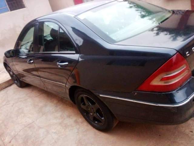 A picture of 2004 Mercedes Mercedes Mercedes