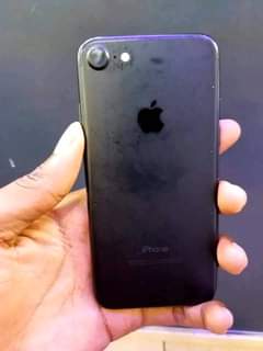 A picture of iPhone 7 at 380k . With 32Gb storage. Call me