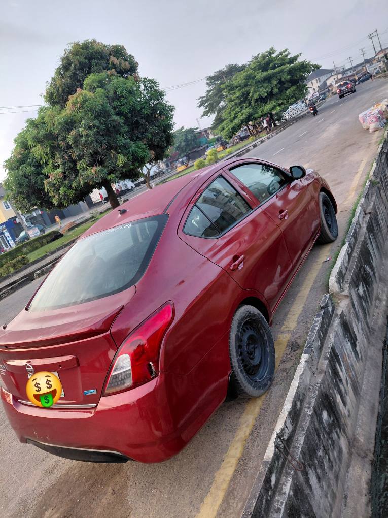 A picture of Nissan almera