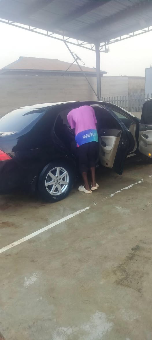 A picture of Honda Accord 4plu 2007
