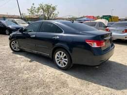 A picture of ES350 An Extremely Lexus Es350 2012 Model With Custom Duty