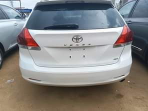 A picture of 2010 Toyota venza toks V6 engine reverse camera Powe booth