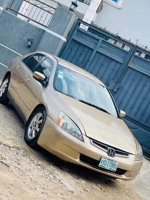 A picture of Neatly used 2005 honda accounts EOD