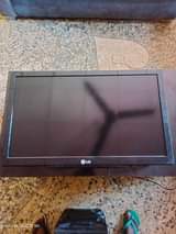 A picture of 32 Inches LG LCD Plasma TV For Sell