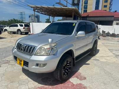 A picture of TOYOTA PRADO DIAMOND