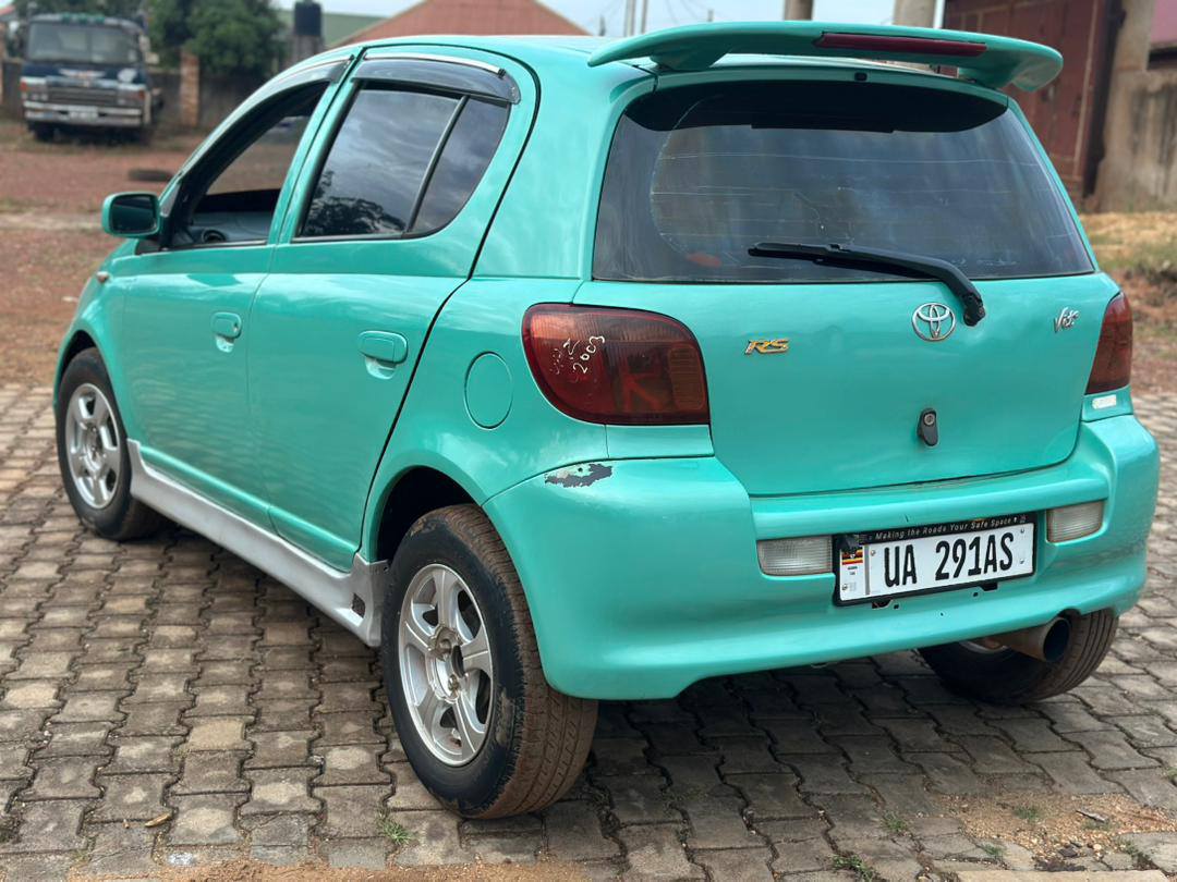A picture of Car seller
