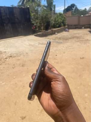 A picture of Iphone 8 plus