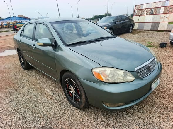 A picture of Mad distress alerts 2004 Toyota Corolla Engine has little noise