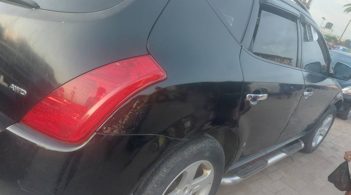 A picture of Nissan murano pristine car 2006 model