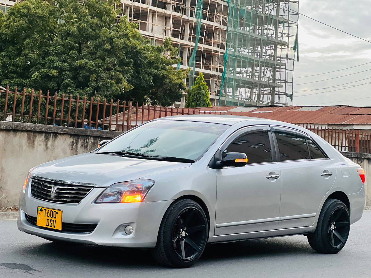 A picture of TOYOTA PREMIO