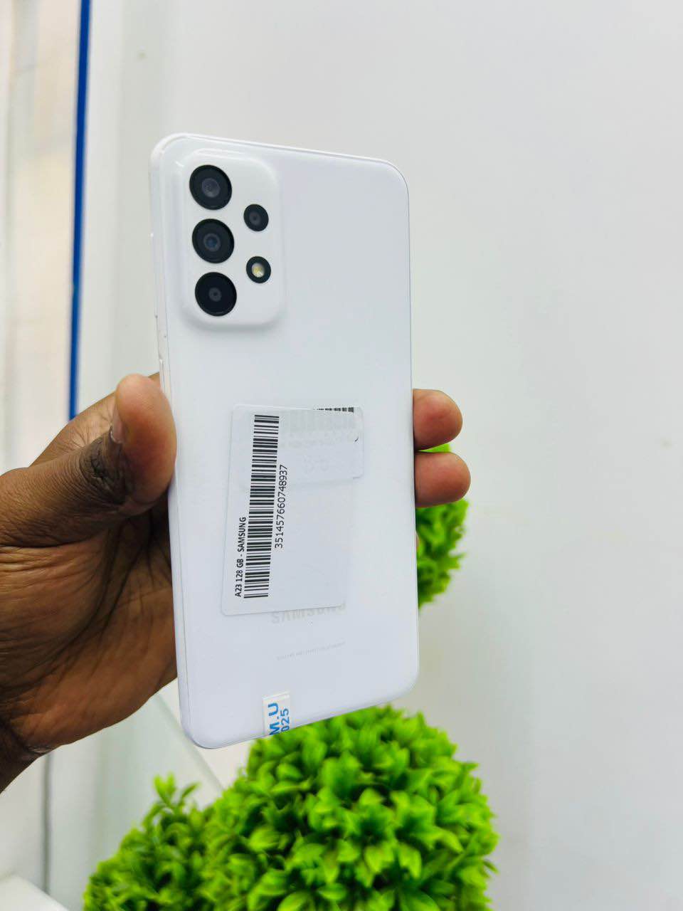 A picture of  Samsung galaxy A23 gb128 ram8 clean bei 340 000Tsh