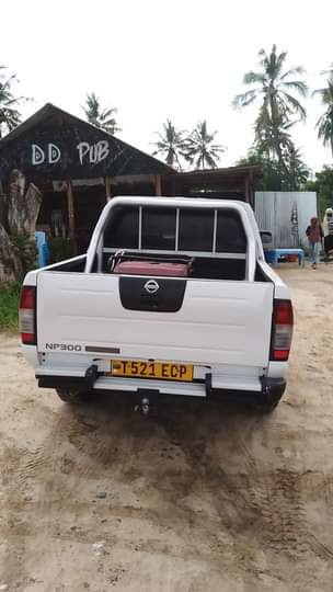 A picture of Nissan Hardbody for sale