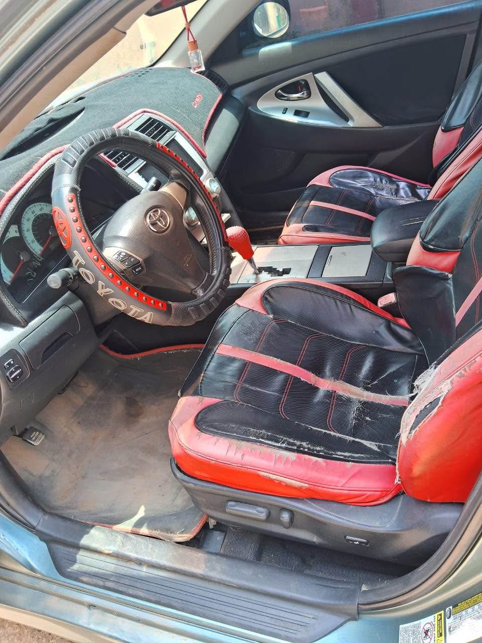 A picture of Toyota muscle sport 07 model