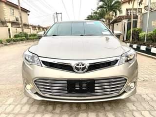 A picture of 2013 Toyota Avalon