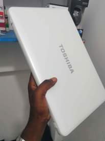 A picture of TOSHIBA SATELLITE