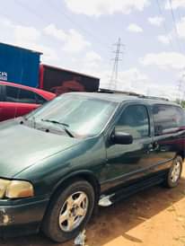 A picture of Nissan Quest