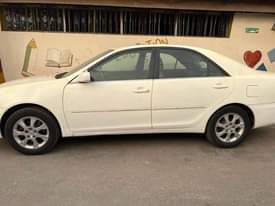 A picture of 2005 Toyota Camry XLE Camry XLE 2005