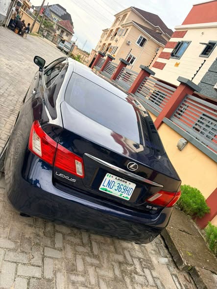 A picture of Lexus es 350