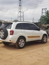 A picture of Toyota Rav4 2005 buy and drive with untouched engine and