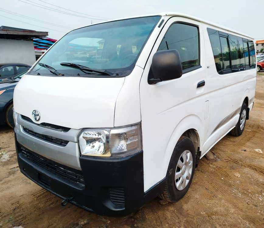 A picture of Toyota Hummer Bus