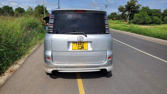 A picture of Toyota sienta