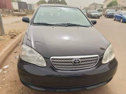 A picture of TOYOTA COROLLA