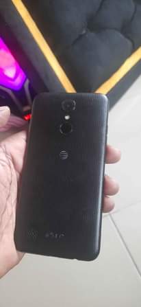 A picture of LG phoenix 3