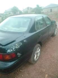 A picture of Toyota Camry orobo