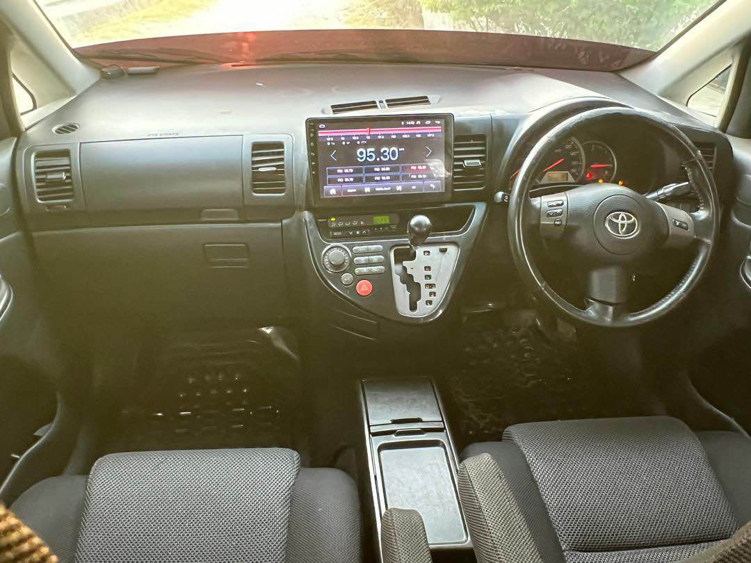 A picture of TOYOTA WISH REG DXX