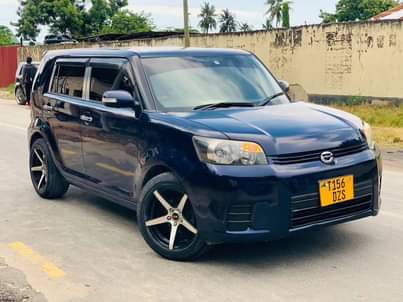 A picture of TOYOTA RUMION