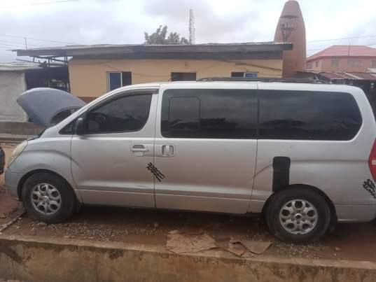 A picture of 2015 Hyundai Starex