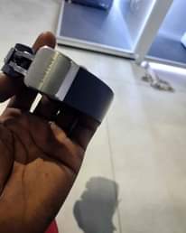 A picture of Samsung gear s 0803 632 3060