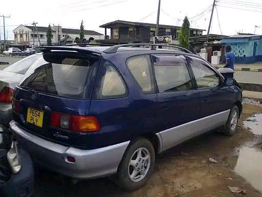 A picture of Toyota picnic