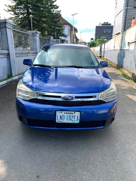 A picture of Sharp 2011 Ford Focus 3 9m only