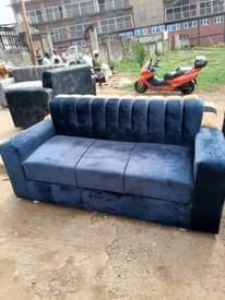 A picture of 3seater sofa
