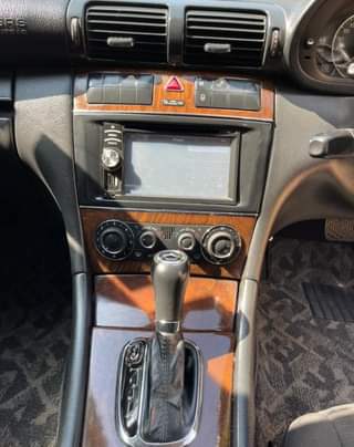 classifieds/cars mercedes