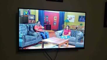 A picture of Hisense 32 smart TV