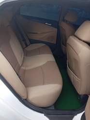 A picture of SMARTAUTOS BELGIUM GRADE HYUNDAI SONATA 2013 MODEL Panoramic roof Engine