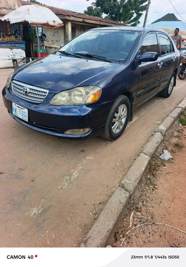 A picture of 2004 Toyota Corolla