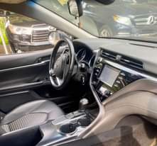 A picture of Super Distress TOYOTA CAMRY 2018 SE with Original Custom Duty