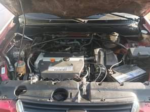 A picture of Honda CR V 2004 model In perfect condition Location Abuja