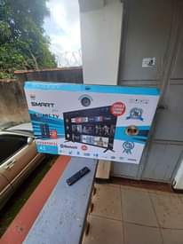 A picture of Smart plus android 43 inches with 8gb storage Call me