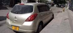A picture of 2005 NISSAN TIIDA 1