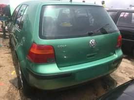 A picture of Volkswagen golf YEAR MODEL 2002 TRANSMISSION Automatic CONDITION Buy And