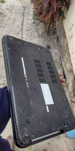 A picture of NAUZA SIMU NA PC