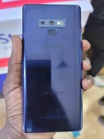 A picture of SAMSUNG GALAXY NOTE9 AT 290000 FIXED PRICE