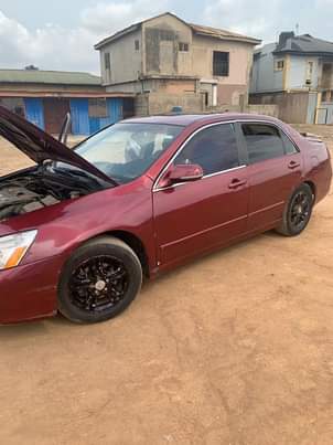 A picture of Sharp Honda Accord 2007 with sharp Body sharp body sharp