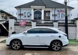 A picture of ja used barely riven Lexus rx 2011