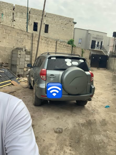 A picture of Toyota RAV4 2007