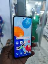 A picture of GENUINE GADGETS KAMPALA 0781369632
